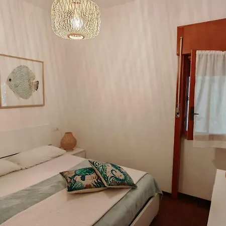 Mare, Sole E Relax بيت للعطل